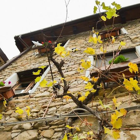 לינה וארוחת בוקר Montalto Ligure Il Cappellaio Matto מראה חיצוני תמונה