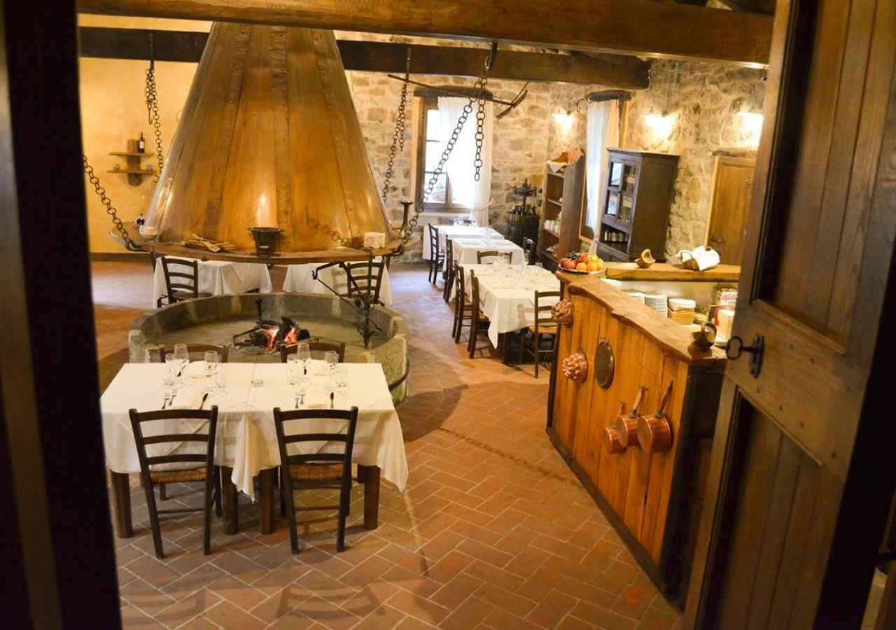 לינה וארוחת בוקר Montalto Ligure Il Cappellaio Matto מראה חיצוני תמונה