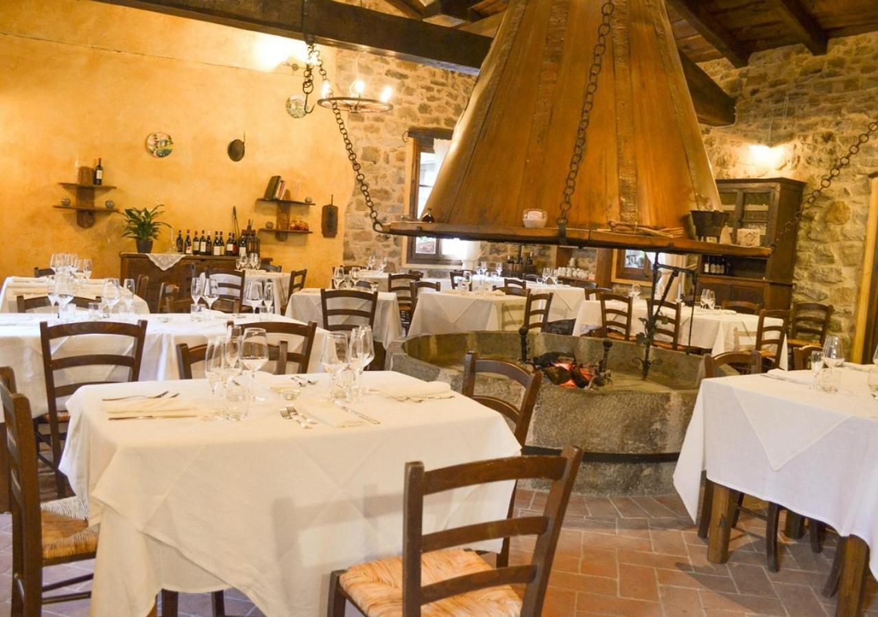 לינה וארוחת בוקר Montalto Ligure Il Cappellaio Matto מראה חיצוני תמונה