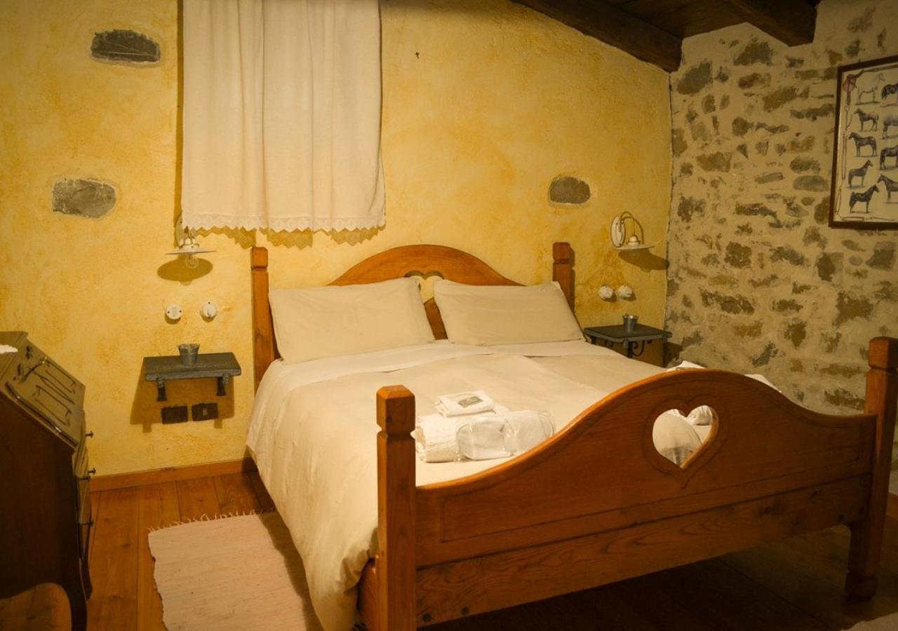 לינה וארוחת בוקר Montalto Ligure Il Cappellaio Matto מראה חיצוני תמונה